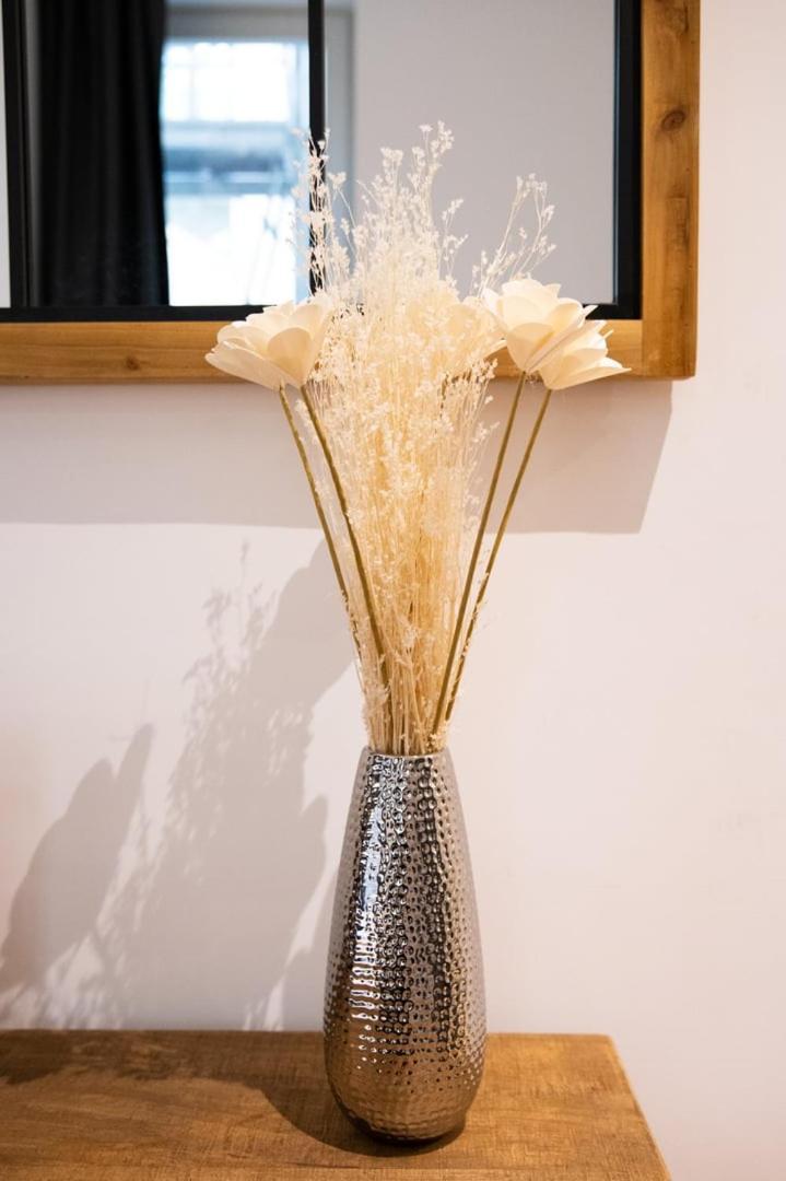 Le St Germain - Petillant Studio Decore Avec Gout En Centre-Ville Lyon Bagian luar foto