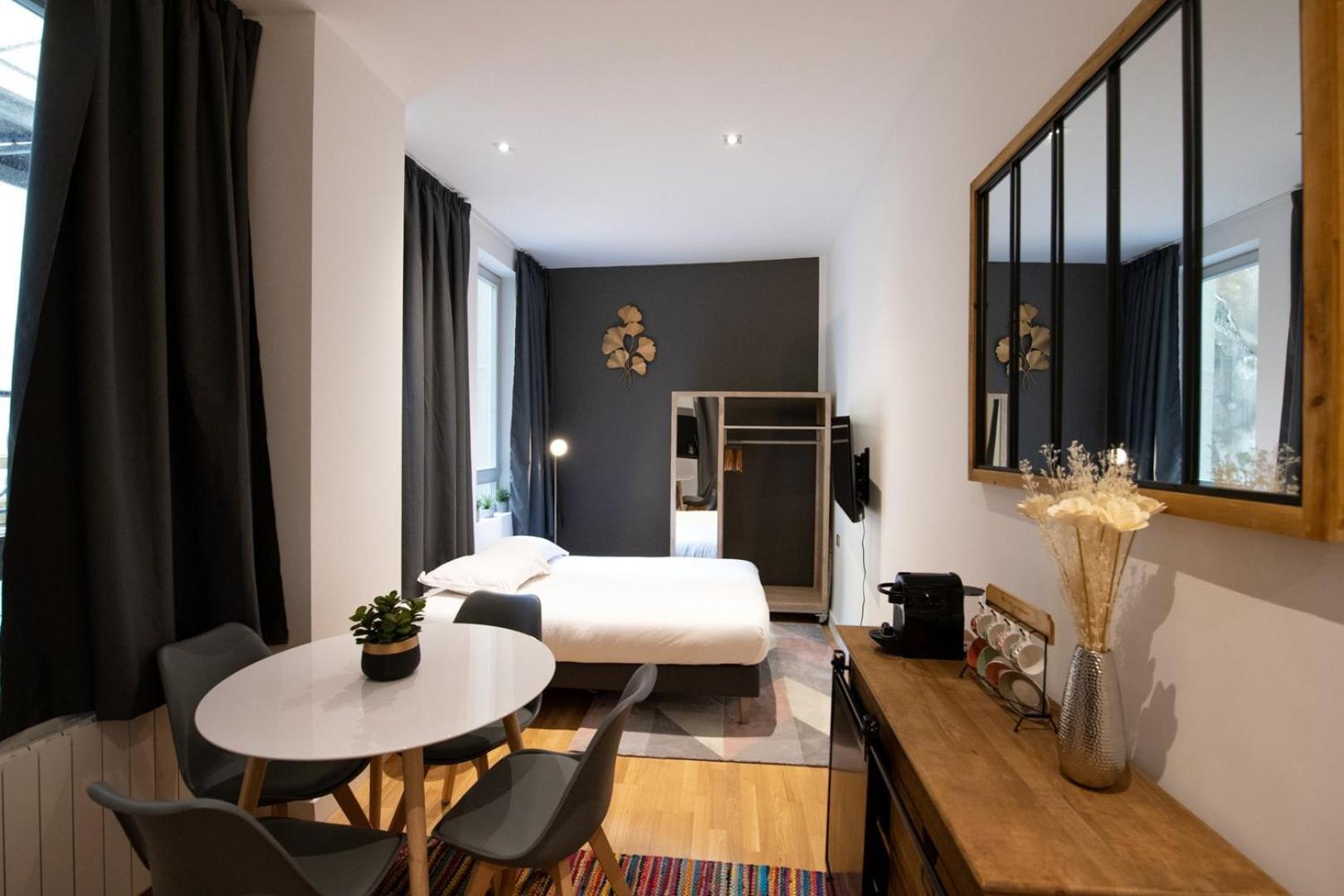 Le St Germain - Petillant Studio Decore Avec Gout En Centre-Ville Lyon Bagian luar foto